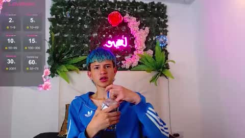 iam_lukas__ online show from 10-05-25, 01:48