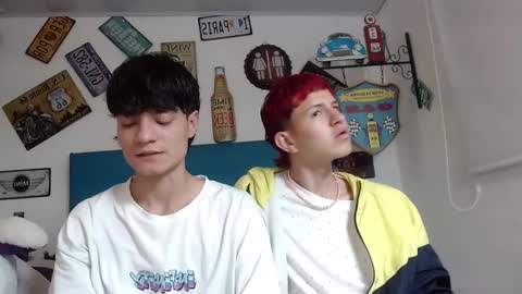 Snapshot of iam_lukas__ chatting on 11-16-25, 04:07 iam_lukas__ online show from 11-16-25, 04:07