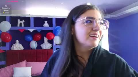 Snapshot of iam_sammy_01 chatting on 07-17-26, 12:12 Sammy online show from 07-17-26, 12:12