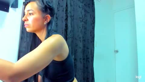 Snapshot of iam_your_fantasy chatting on 11-30-25, 08:13 iam_your_fantasy online show from 11-30-25, 08:13