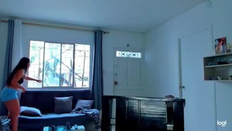 Snapshot of iam_your_fantasy chatting on 12-18-25, 04:13 iam_your_fantasy online show from 12-18-25, 04:13