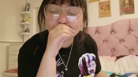 Zoe 3 online show from 06-23-26, 01:47