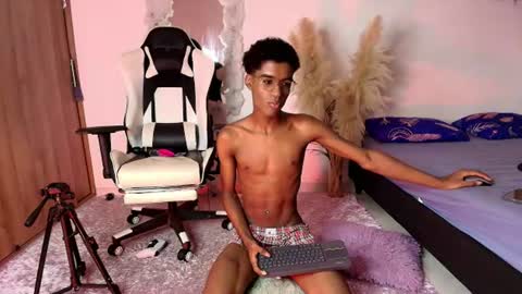 Snapshot of iamandrey_ chatting on 07-17-26, 10:25 iamandrey_ online show from 07-17-26, 10:25