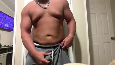 Snapshot of iamb010894 chatting on 06-06-26, 08:19 iAm BThick1894 online show from 06-06-26, 08:19