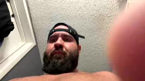 Snapshot of iamb010894 chatting on 06-11-26, 12:54 iAm BThick1894 online show from 06-11-26, 12:54