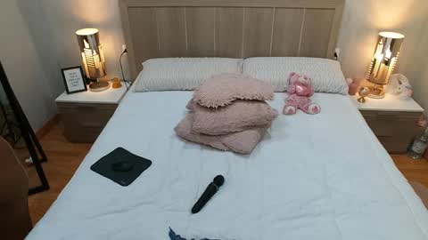 Crystal online show from 12-11-24, 07:03