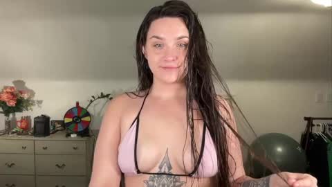 Snapshot of iamcrystalann chatting on 04-23-26, 06:47 Crystal online show from 04-23-26, 06:47