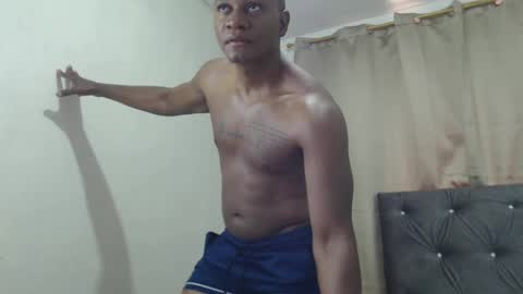 Snapshot of iamfelipee chatting on 09-16-25, 01:45 iamfelipee online show from 09-16-25, 01:45