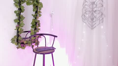 Snapshot of iamgregory_ chatting on 01-27-25, 01:26 pamela online show from 01-27-25, 01:26