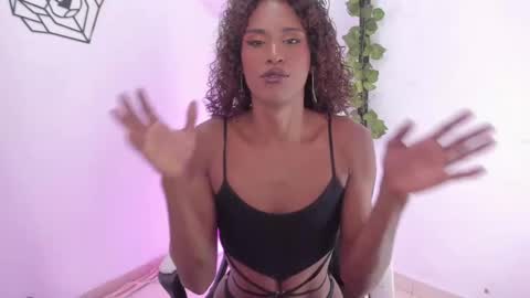 Snapshot of iamgregory_ chatting on 02-06-25, 09:17 pamela online show from 02-06-25, 09:17