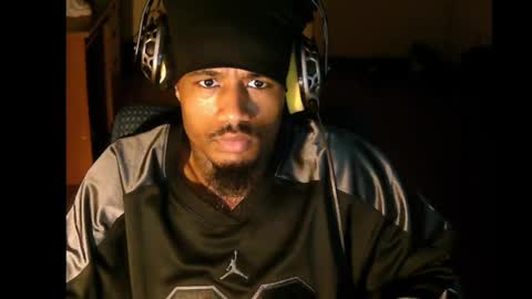 Snapshot of iamjohnny4u chatting on 11-23-25, 06:02 iamjohnny4u online show from 11-23-25, 06:02