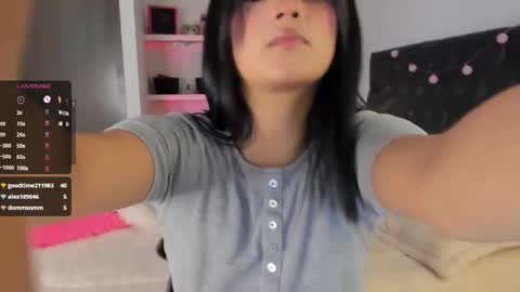 Snapshot of iamjulietaa chatting on 01-01-25, 08:35 online show from 01-01-25, 08:35