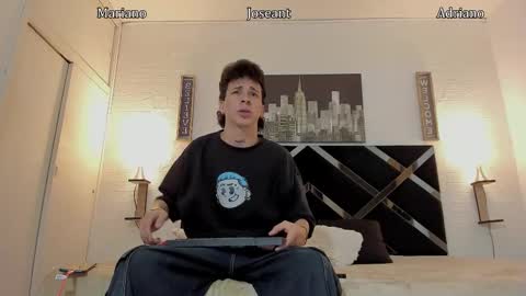 Mariano online show from 10-22-25, 05:08