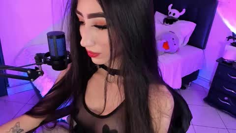 Snapshot of iammelody_ chatting on 10-25-25, 03:14 Mel  online show from 10-25-25, 03:14