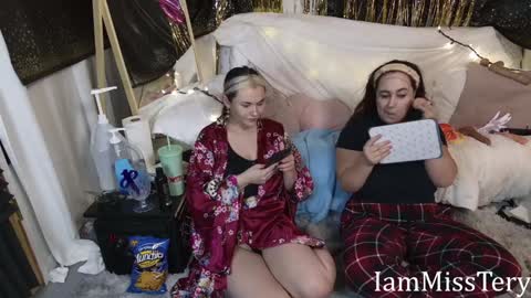 MissTery online show from 12-31-24, 05:07