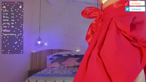 Nayuta online show from 05-25-26, 08:48