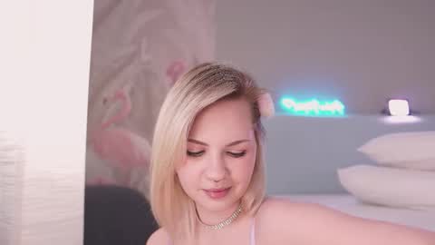 Nina  online show from 11-28-25, 08:00