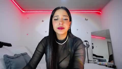 Camila online show from 02-17-25, 06:48