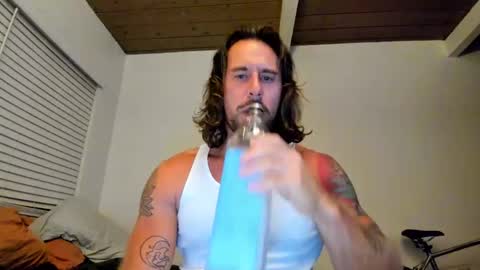 Snapshot of iamtarzan91 chatting on 10-17-25, 04:15 Iamtarzan91 online show from 10-17-25, 04:15