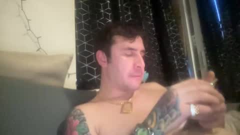 iamtheparty200 online show from 01-14-25, 07:48