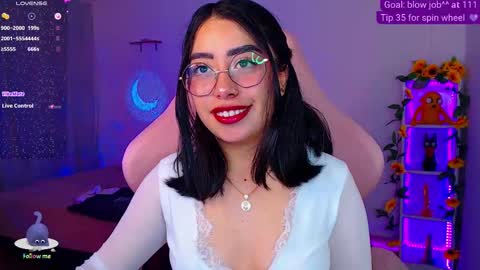 Snapshot of iamveroo chatting on 11-10-25, 04:22 Veronica NDEPENT MODEL online show from 11-10-25, 04:22