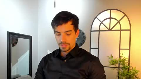 Snapshot of ian_davis chatting on 10-02-25, 11:39 Ian Davis online show from 10-02-25, 11:39