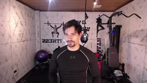 Snapshot of ian_davis chatting on 10-18-25, 11:44 Ian Davis online show from 10-18-25, 11:44