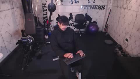 Snapshot of ian_davis chatting on 10-27-25, 11:36 Ian Davis online show from 10-27-25, 11:36