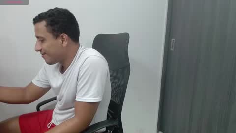 ian_taylor_xxx online show from 01-26-25, 01:36