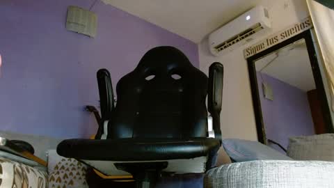 Snapshot of iandoherty chatting on 01-04-25, 05:26 Ian Doherty online show from 01-04-25, 05:26