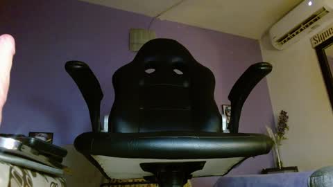 Snapshot of iandoherty chatting on 01-09-25, 06:36 Ian Doherty online show from 01-09-25, 06:36