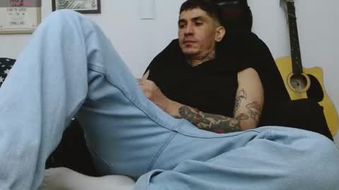 Snapshot of iandoherty chatting on 10-21-25, 03:29 Ian Doherty online show from 10-21-25, 03:29