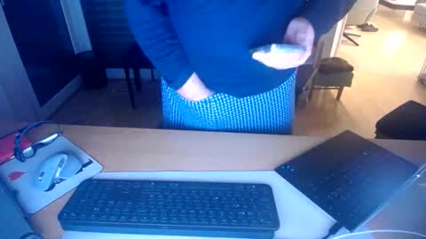 Snapshot of iandy12 chatting on 01-06-26, 11:40 iandy12 online show from 01-06-26, 11:40