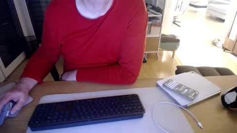 Snapshot of iandy12 chatting on 02-22-26, 10:41 iandy12 online show from 02-22-26, 10:41