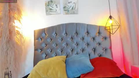 ian  online show from 10-21-25, 03:18