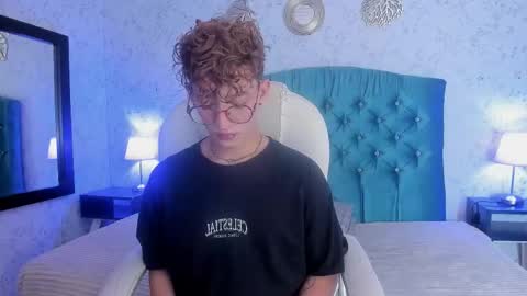 ian  online show from 11-12-25, 04:46