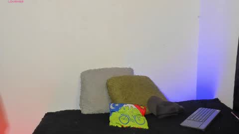 Ian Lark online show from 05-19-26, 12:27