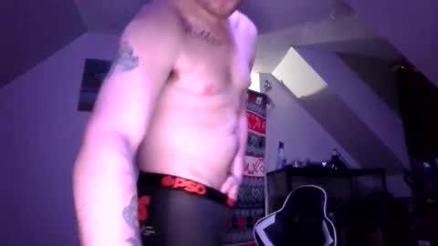 Snapshot of ianrobbins6 chatting on 01-08-26, 12:35 ianrobbins6 online show from 01-08-26, 12:35