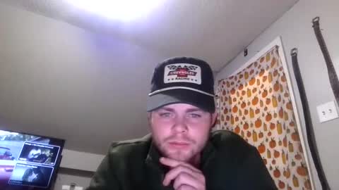 Snapshot of ianrobbins6 chatting on 01-13-26, 07:02 ianrobbins6 online show from 01-13-26, 07:02