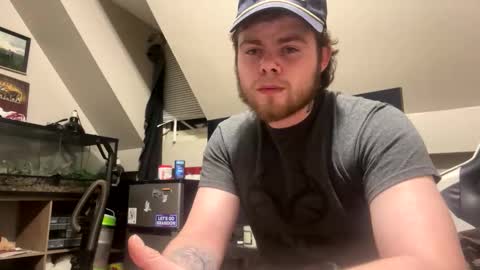 Snapshot of ianrobbins6 chatting on 02-18-26, 07:37 ianrobbins6 online show from 02-18-26, 07:37