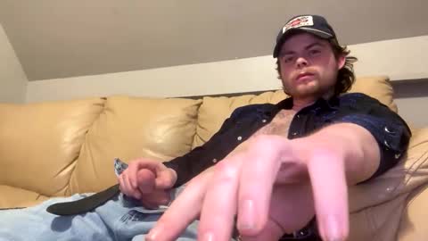 Snapshot of ianrobbins6 chatting on 03-10-26, 07:13 ianrobbins6 online show from 03-10-26, 07:13