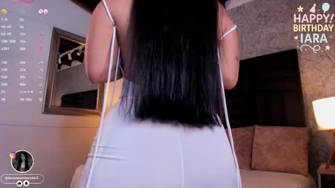 I A R A   online show from 10-24-25, 01:07