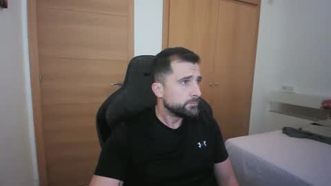 iberian_macho online show from 10-20-25, 08:59