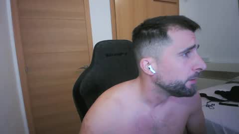 iberian_macho online show from 10-27-25, 01:59