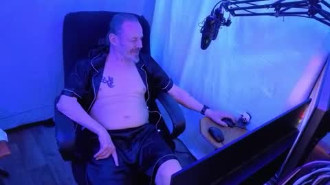 Rich online show from 04-10-26, 02:06