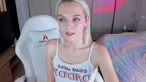 Nana online show from 12-20-24, 03:42