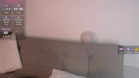 ice_y_abigail online show from 09-23-25, 11:57