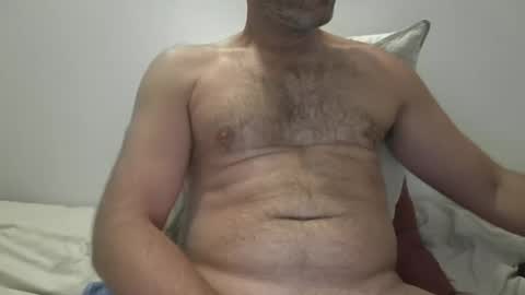 Snapshot of icecream8934 chatting on 06-08-26, 10:43 icecream8934 online show from 06-08-26, 10:43
