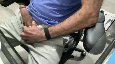 icewoodg online show from 10-23-25, 09:02