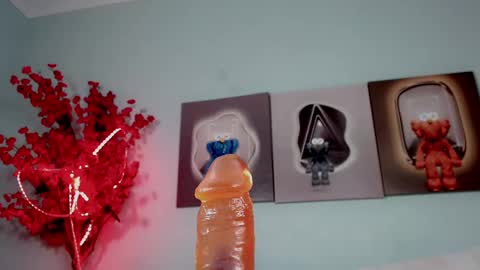 Snapshot of ichiben chatting on 12-12-24, 03:43 ichiben online show from 12-12-24, 03:43